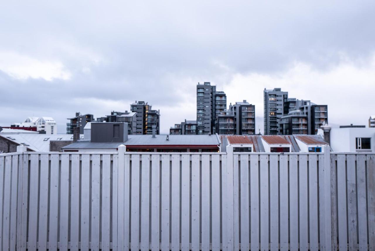 Luna Apartments - Laugavegur 37 Reykjavík Exteriör bild